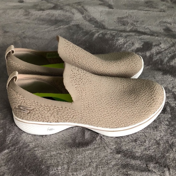 Skechers Go Walk 4 “Gifted” - Picture 2 of 7